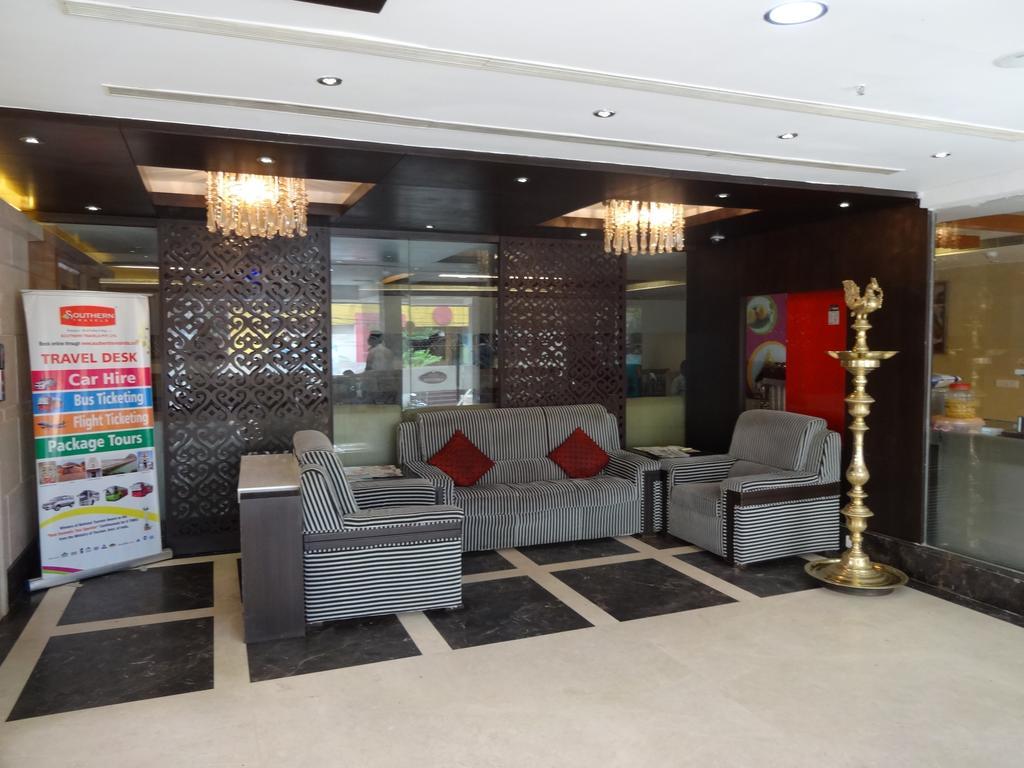 Hotel Southern Grand Vijayawāda Exterior foto